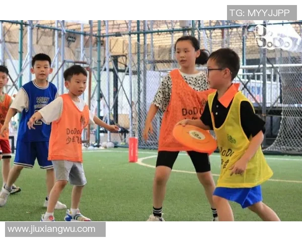 飞盘热潮席卷杭州飞盘队个人能力提升的背后故事与未来展望