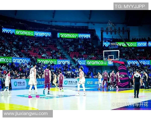 上海篮球队状态变革引发热议球迷期待新赛季的精彩表现与突破