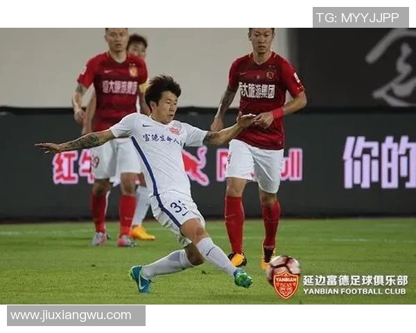 恒大与富德的巅峰对决谁能在赛场上笑到最后