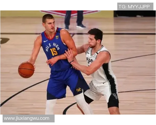 2009年NBA季后赛马刺与掘金的激烈对决回顾与分析