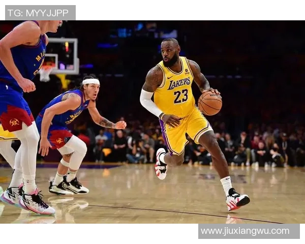 湖人对决热火68精彩回顾与赛后分析，谁能在季后赛中笑到最后