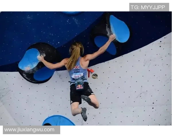 北京极限运动队在攀岩联赛中的默契配合与精彩表现分析MBA