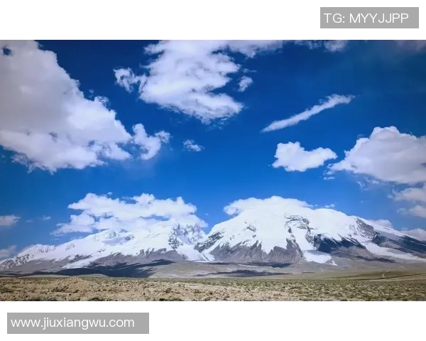 雷法山口与岗山的对决探秘山脉之美与自然奇观的碰撞 雷法山口与岗山的对决探秘山脉之美与自然奇观的碰撞