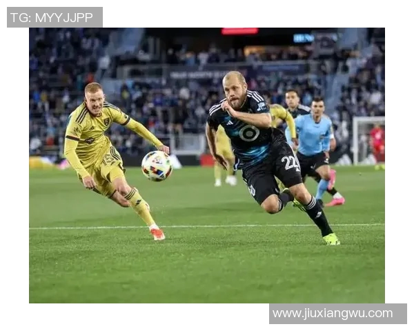 休斯顿迪纳摩与达拉斯FC激战正酣比分悬念不断引人关注 休斯顿迪纳摩与达拉斯FC激战正酣比分悬念不断引人关注