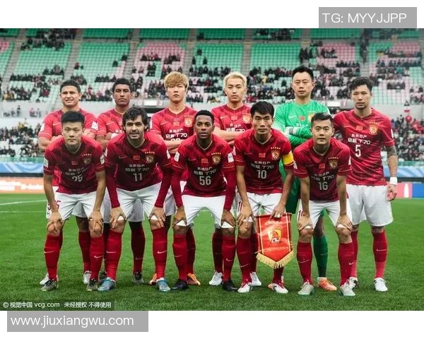 恒大与富力首发阵容对比分析揭示双方战术布局与实力差距