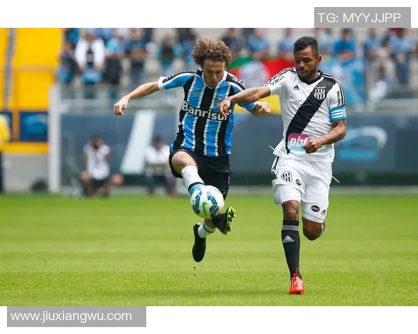 独立队与格雷米奥激战正酣谁能在这场对决中笑到最后 独立队与格雷米奥激战正酣谁能在这场对决中笑到最后