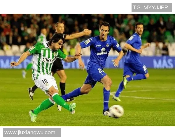 西甲焦点战赫塔菲迎战巴塞罗那争夺三分激战一触即发