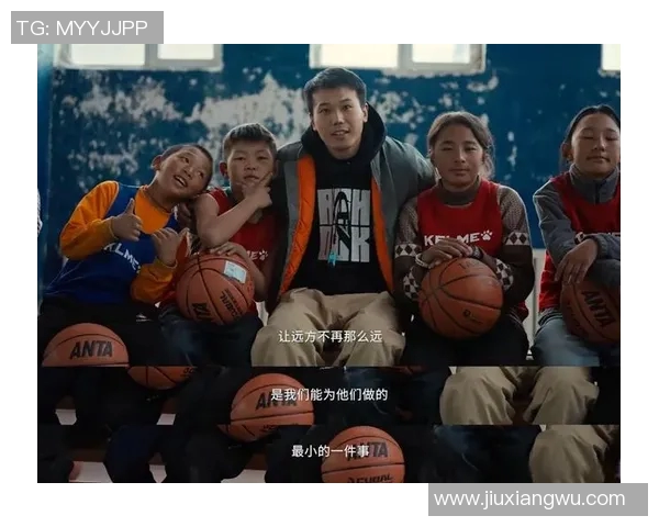 篮球明星摇手传递友谊与热情展现运动精神的魅力与团结力量