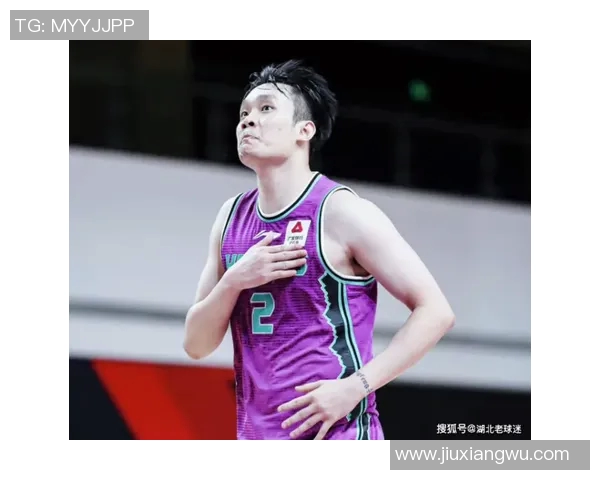 成都篮球队以56分领跑总决赛积分榜展现强劲实力和夺冠希望